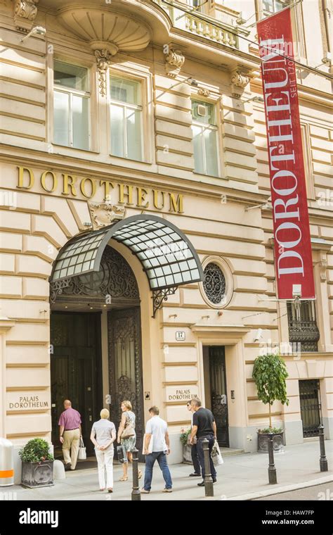 dorotheum vienna auctions.